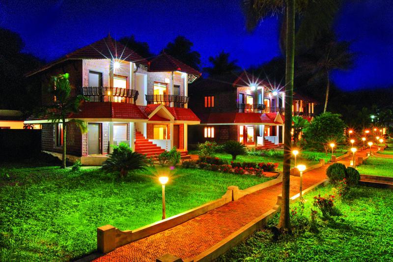 Leisure Vacations Gold Field Lake Resort, Кумараком Екстериор снимка
